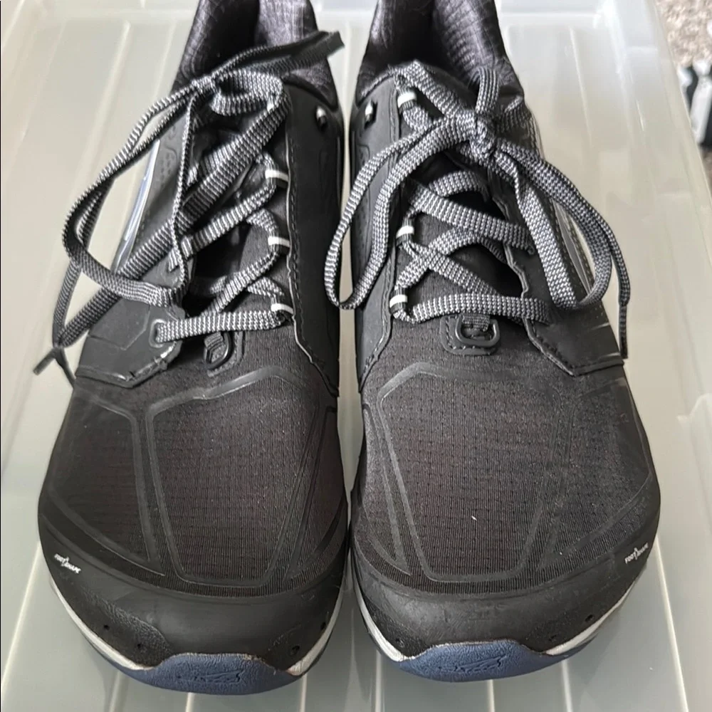 Alta Superior 4 women’s trail running shoes. Size 11 - Picture 5 of 6